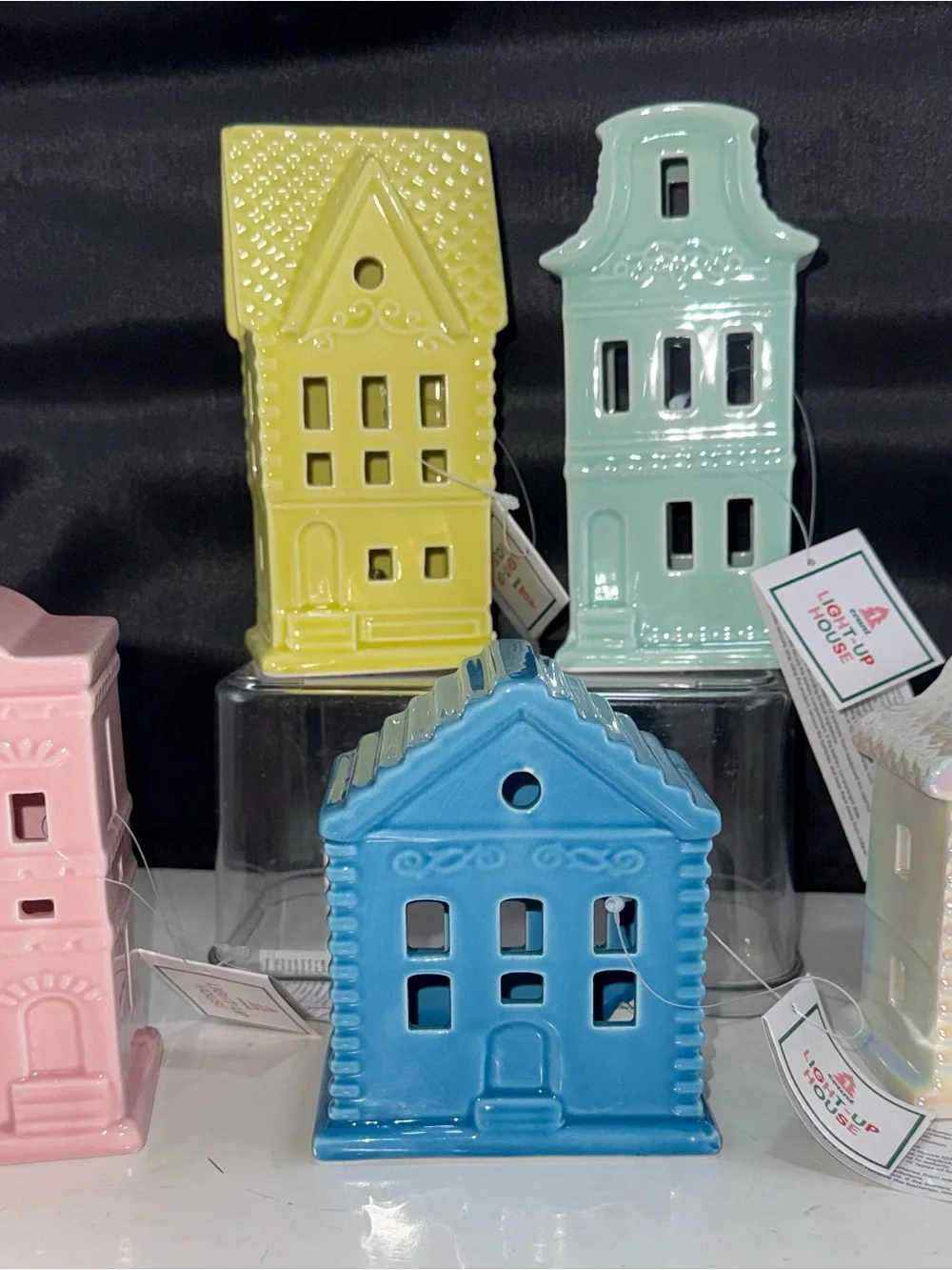 5 Target Bullseye All-Season Ceramic Pastel LED‎ Light-Up Houses Diorama Realtor